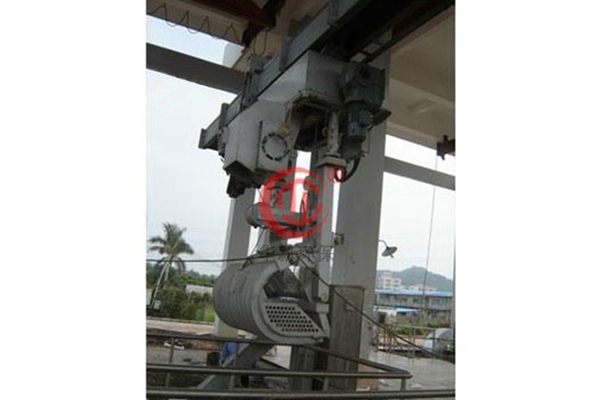 移動式抓鬥格柵除汙機